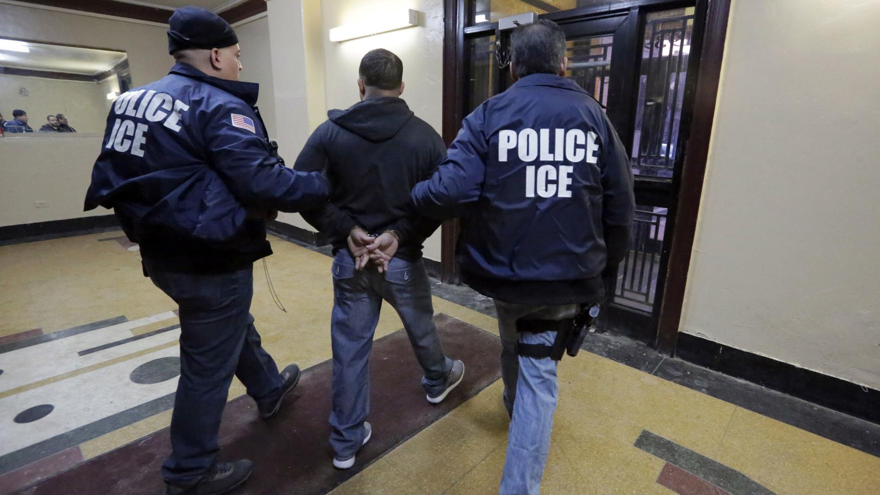 Most deportations from Arizona still result from border, not interior, arrests